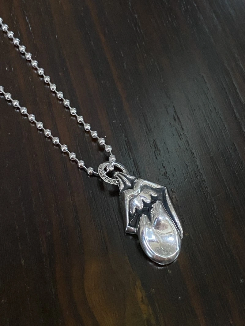 WellDesigned Chrome Hearts Necklaces 237734