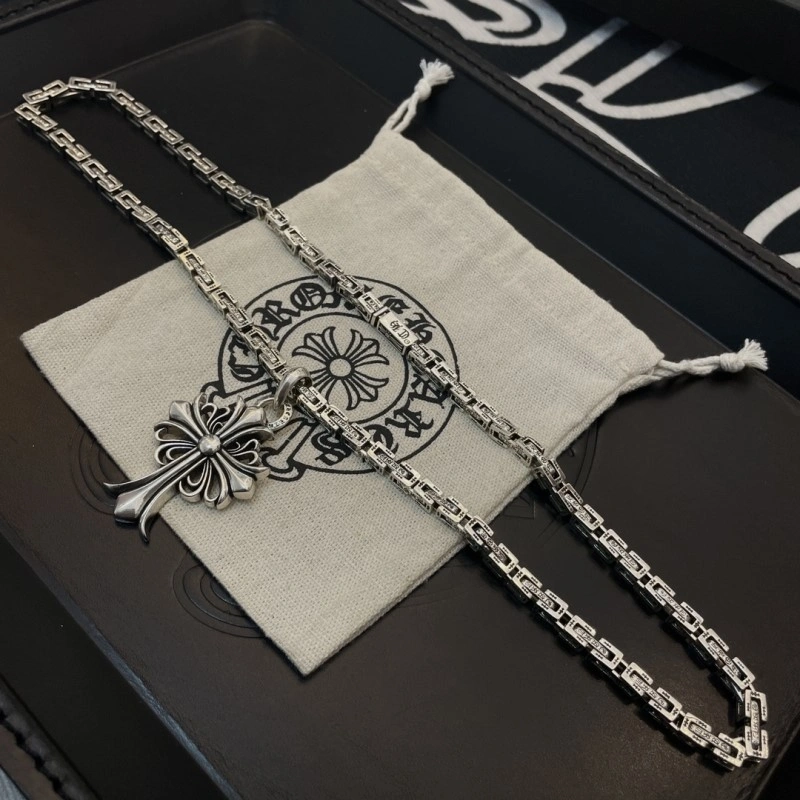 Contemporary Chrome Hearts Necklaces 237704