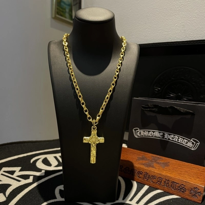 Vibrant Chrome Hearts Necklaces 237696
