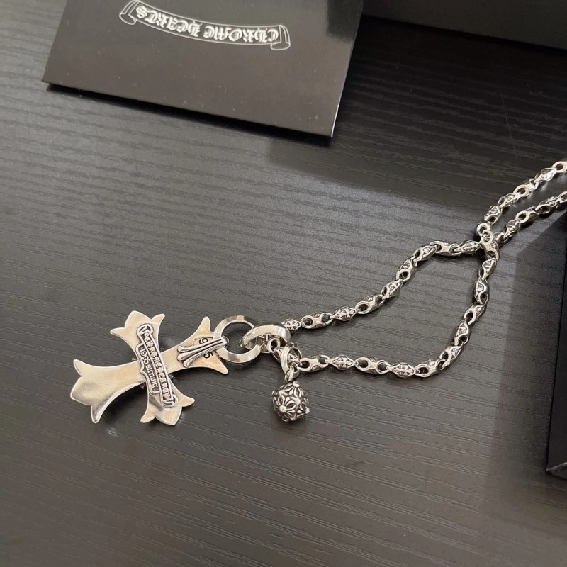 EyeCatching Chrome Hearts Necklaces 237672