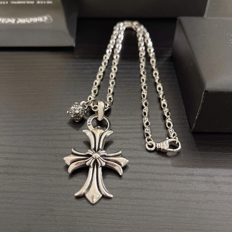 EyeCatching Chrome Hearts Necklaces 237672