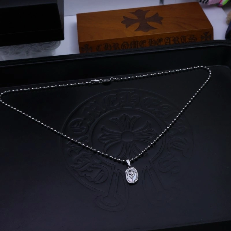 Seasonal Chrome Hearts Necklaces 237654