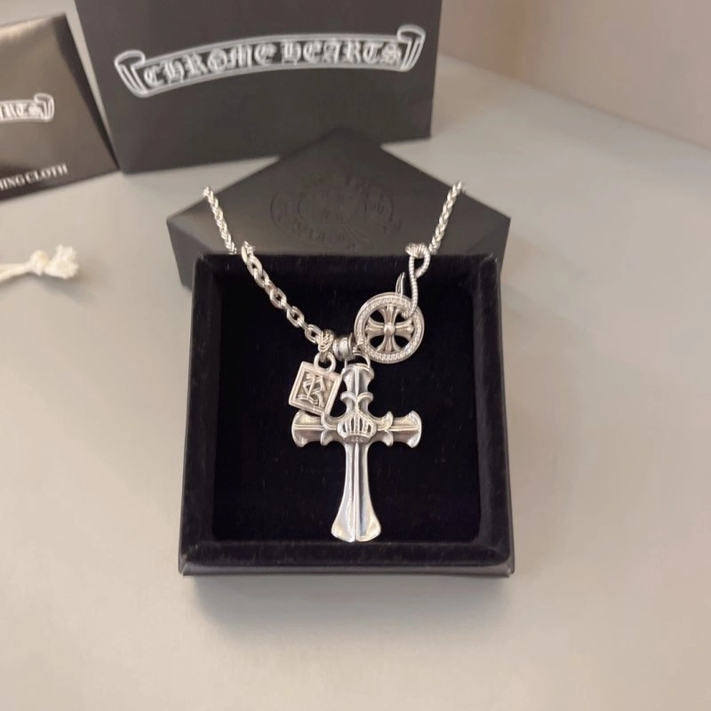 Sophisticated Chrome Hearts Necklaces 237641