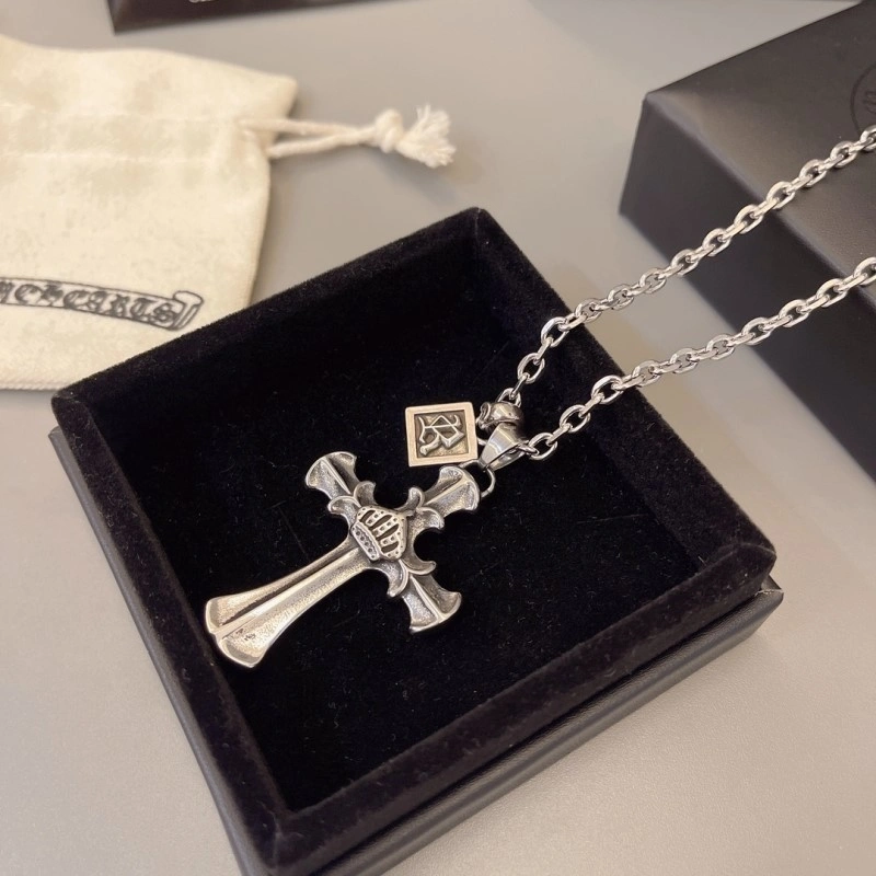 Sophisticated Chrome Hearts Necklaces 237641
