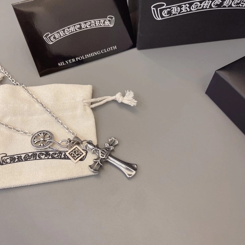 Sophisticated Chrome Hearts Necklaces 237641