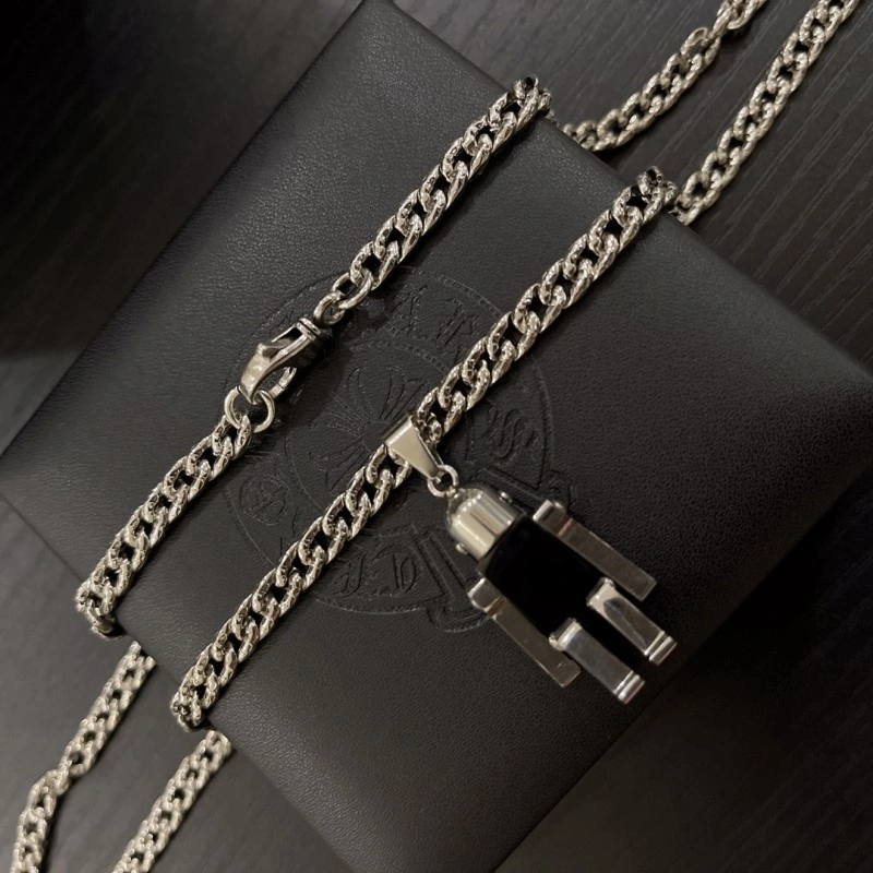 Compact Chrome Hearts Necklaces 237647