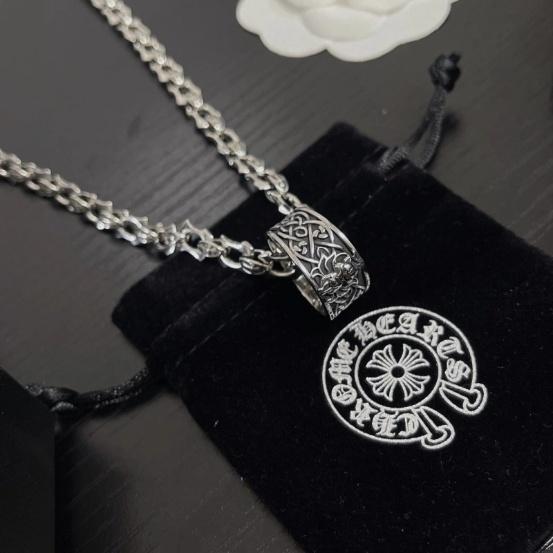 WrinkleFree Chrome Hearts Necklaces 237640
