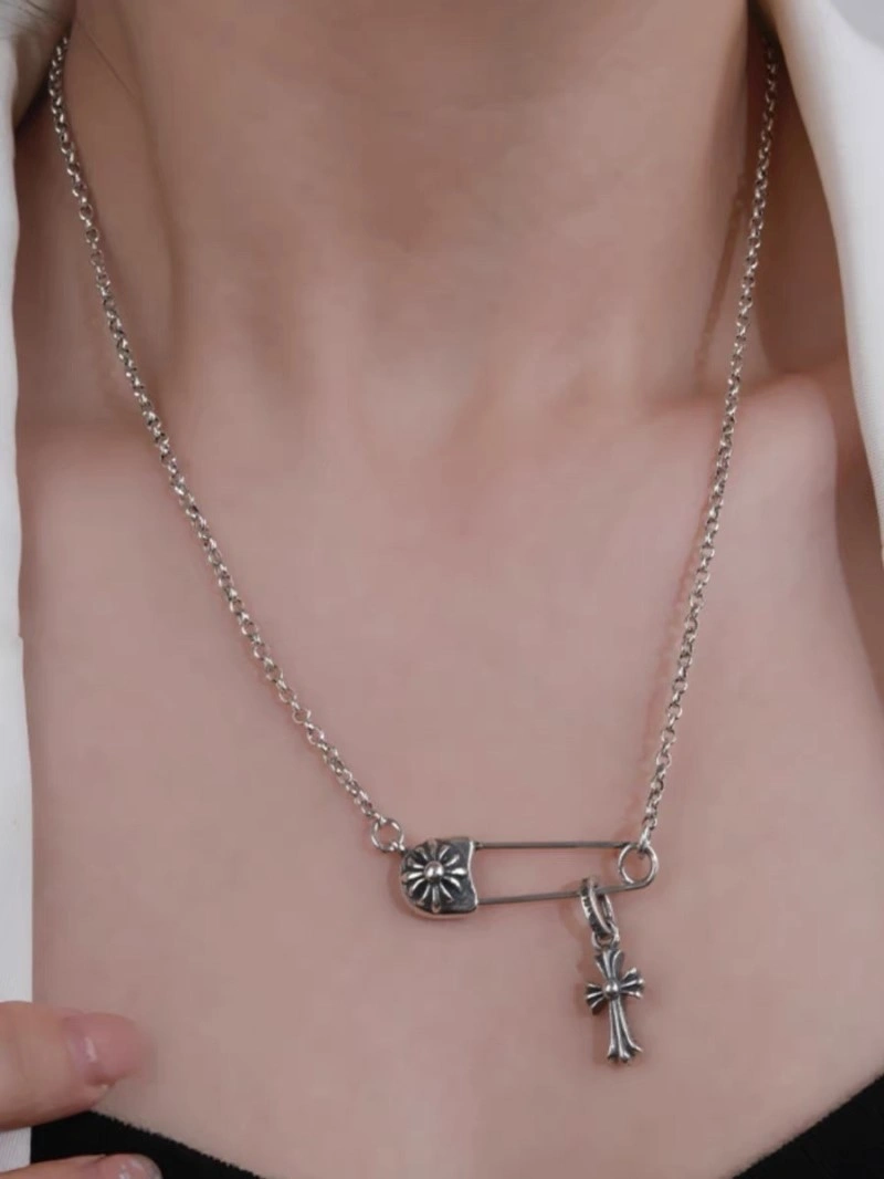 Breathable Chrome Hearts Necklaces 237650