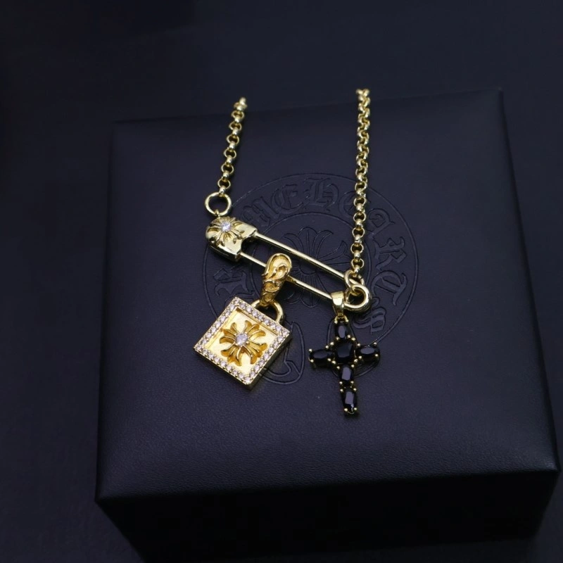 Seasonal Chrome Hearts Necklaces 237628
