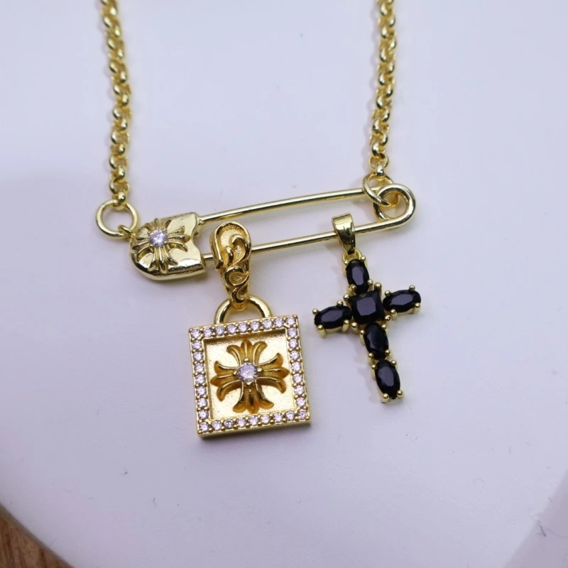 Seasonal Chrome Hearts Necklaces 237628