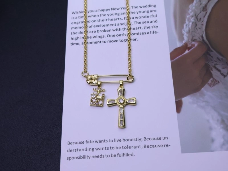 Bold Chrome Hearts Necklaces 237648