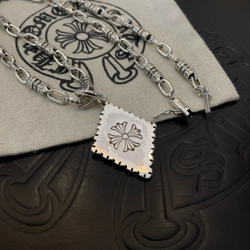Sporty Chrome Hearts Necklaces 237594