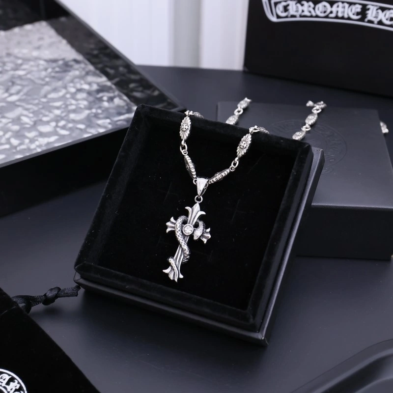 Youthful Chrome Hearts Necklaces 237616