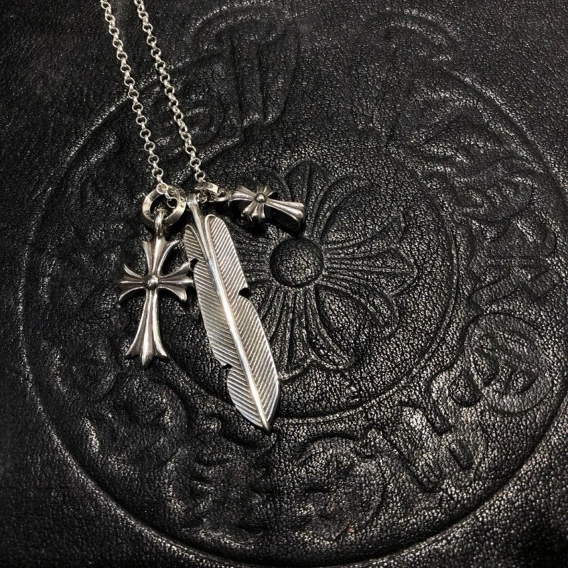 Thermal Chrome Hearts Necklaces 237568