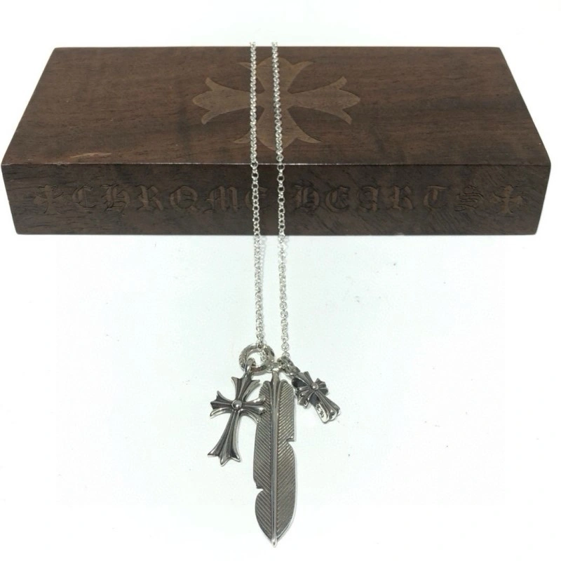 Thermal Chrome Hearts Necklaces 237568