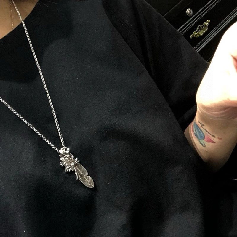 Thermal Chrome Hearts Necklaces 237568