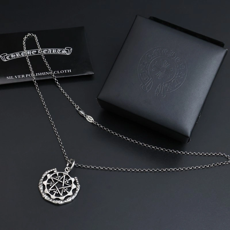 Breathable Chrome Hearts Necklaces 236990