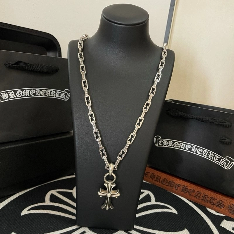 Practical Chrome Hearts Necklaces 236980