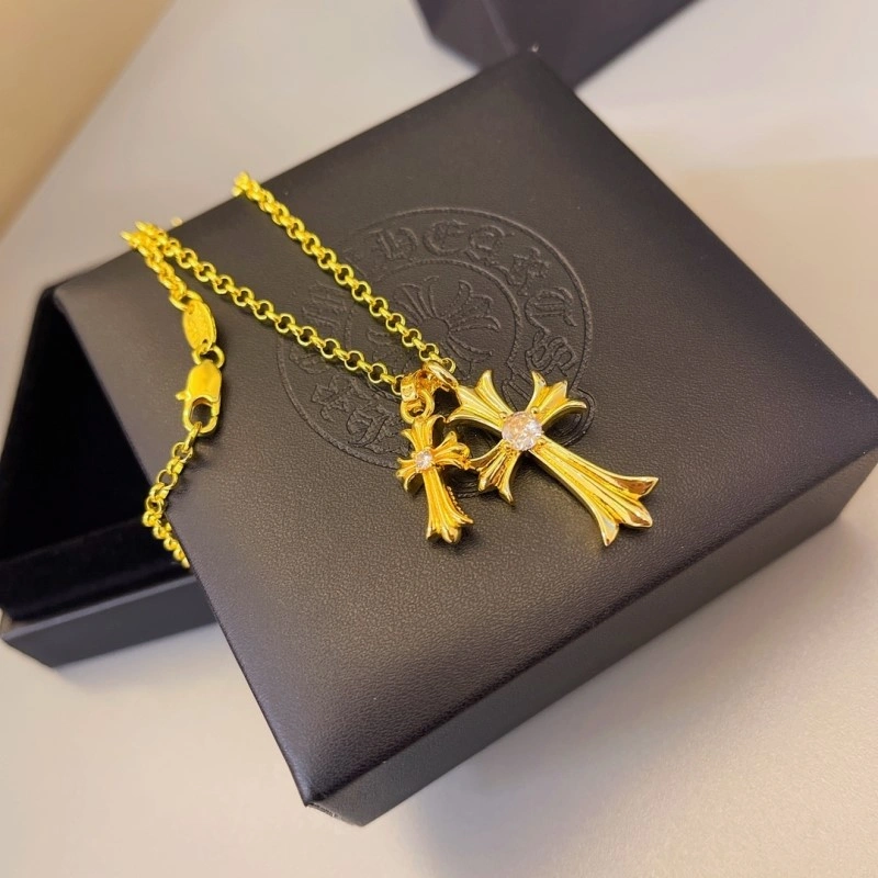 Sleek Chrome Hearts Necklaces 236933