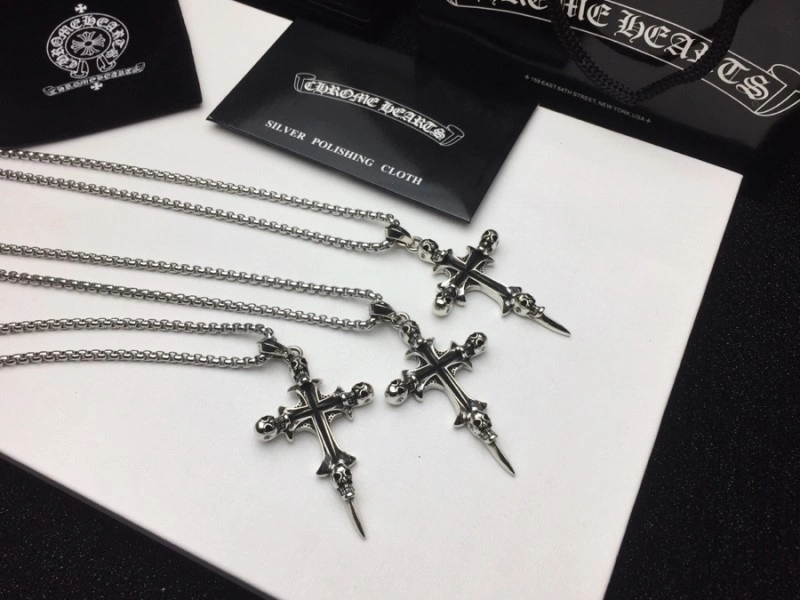 Trendsetting Chrome Hearts Necklaces 236907
