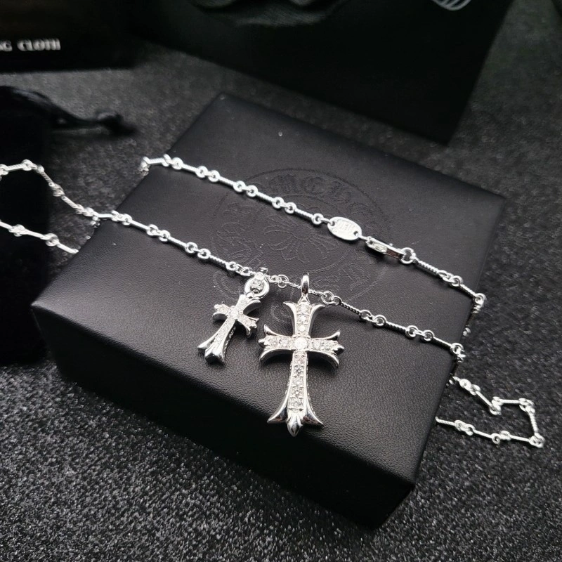 Modern Chrome Hearts Necklaces 236898