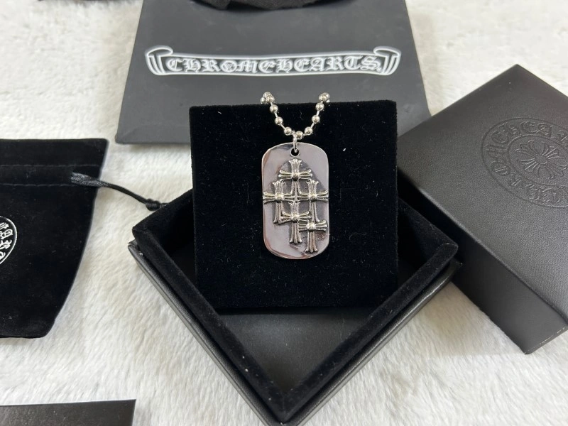 WrinkleFree Chrome Hearts Necklaces 236904