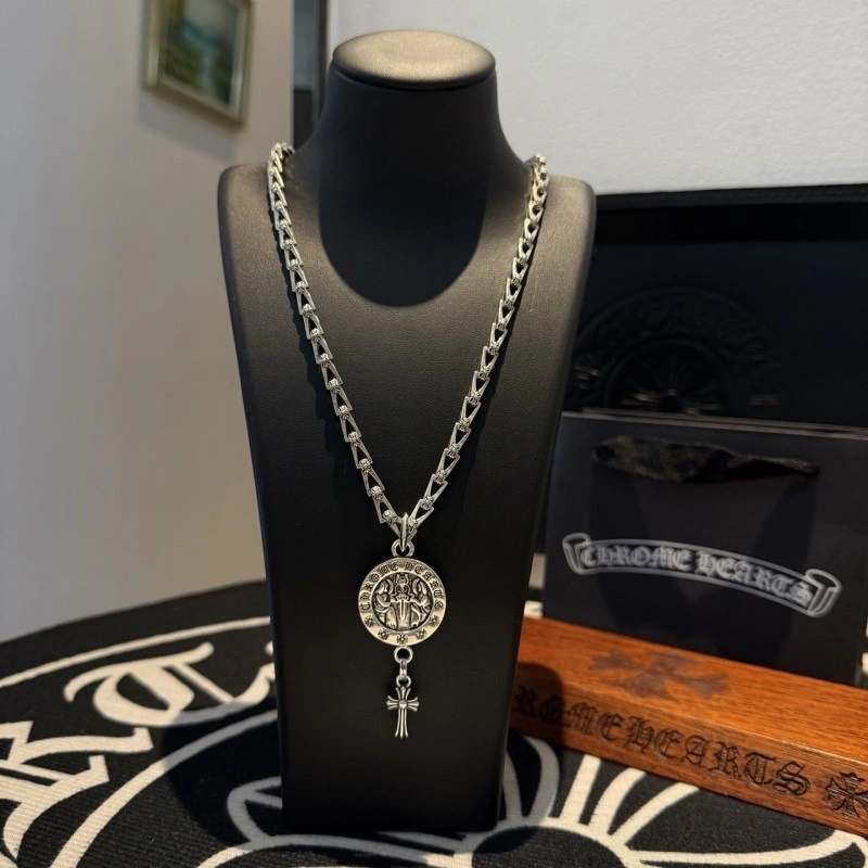 AllSeason Chrome Hearts Necklaces 236876
