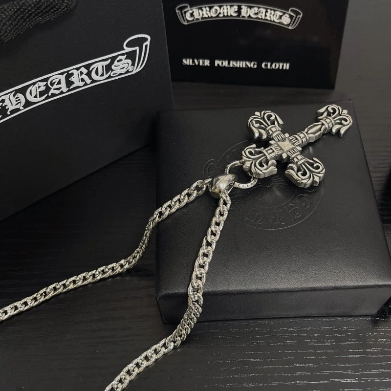 Casual Chrome Hearts Necklaces 236858