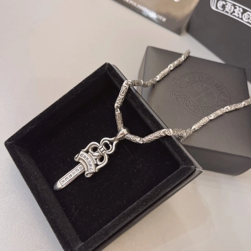 Sporty Chrome Hearts Necklaces 236860