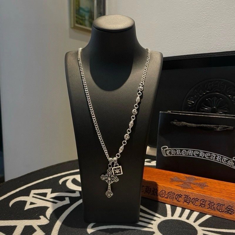 Sustainable Chrome Hearts Necklaces 236802