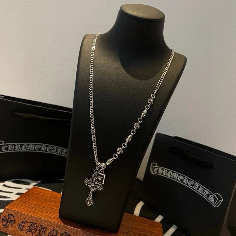 Sustainable Chrome Hearts Necklaces 236802