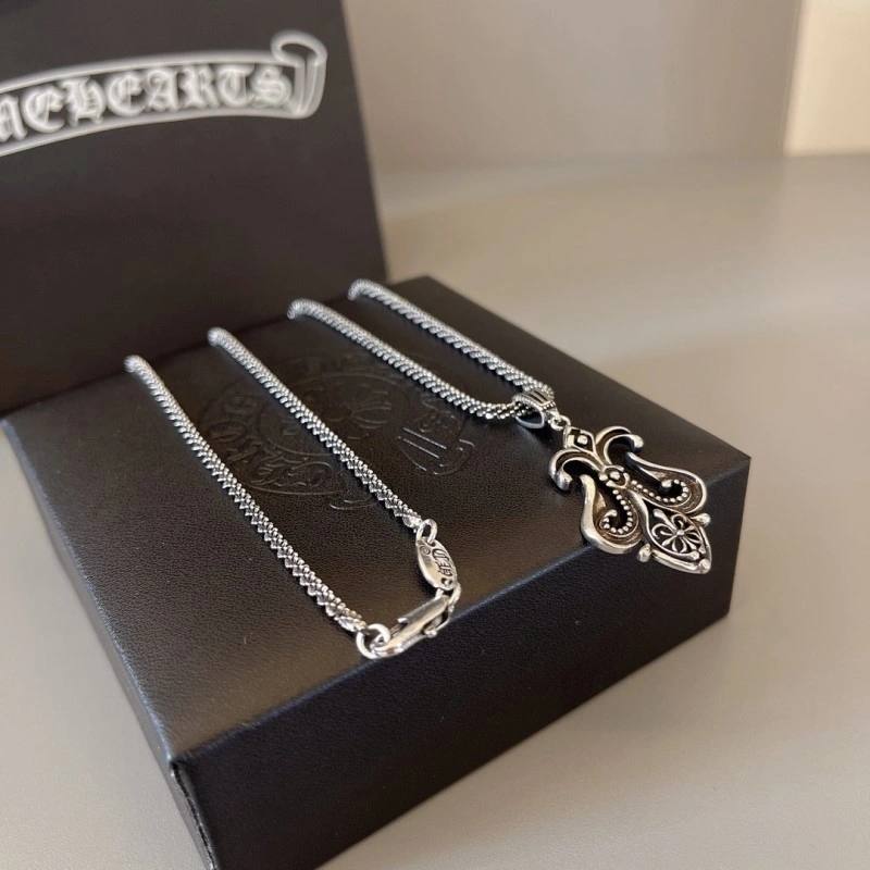 Lightweight Chrome Hearts Necklaces 236795