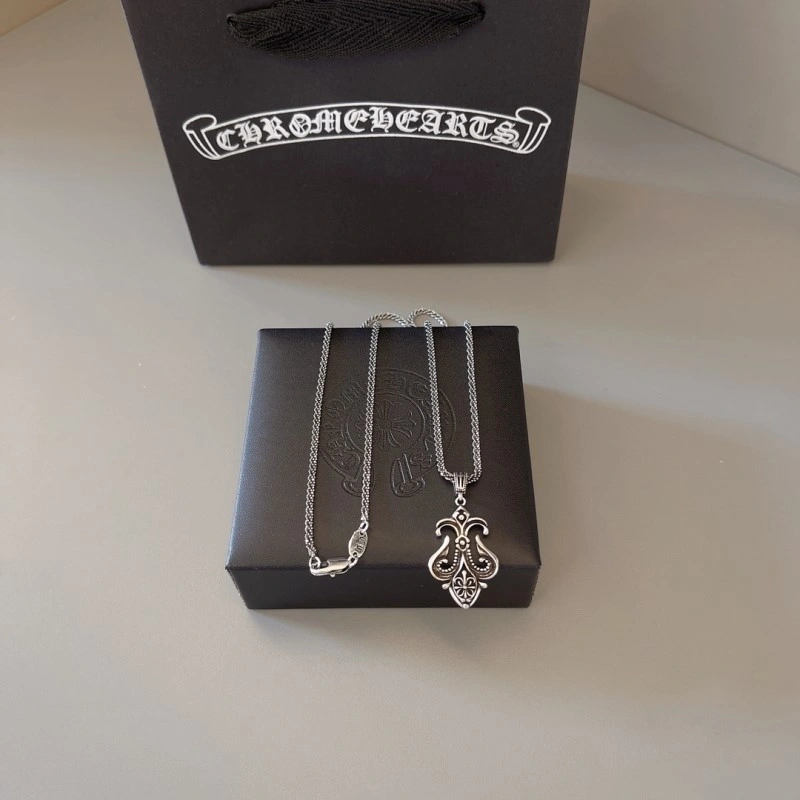 Lightweight Chrome Hearts Necklaces 236795