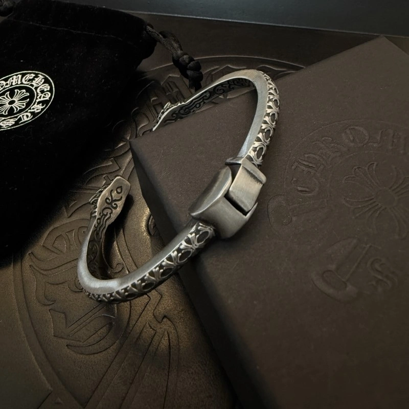 Snug Chrome Hearts Necklaces 236761