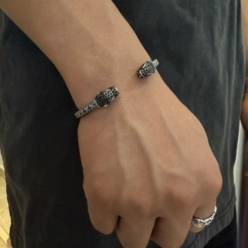 Snug Chrome Hearts Necklaces 236761