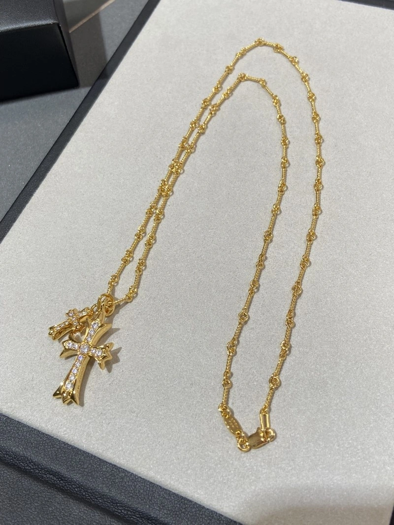 Breathable Chrome Hearts Necklaces 236741
