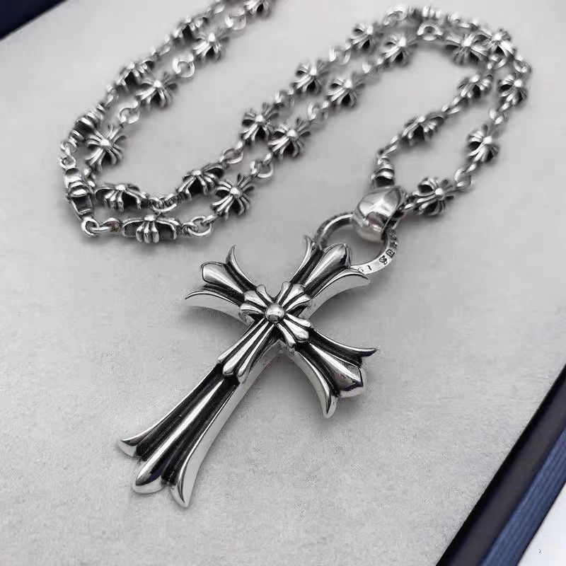Compact Chrome Hearts Necklaces 236729