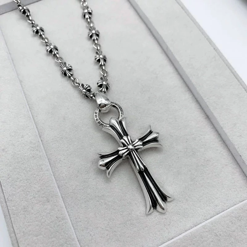 Compact Chrome Hearts Necklaces 236729