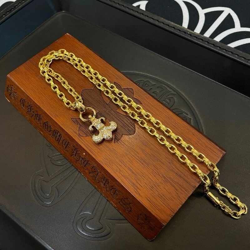 Cozy Chrome Hearts Necklaces 236680
