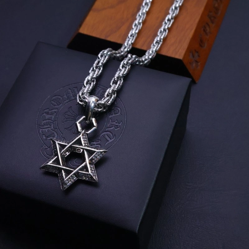 Versatile Chrome Hearts Necklaces 236667