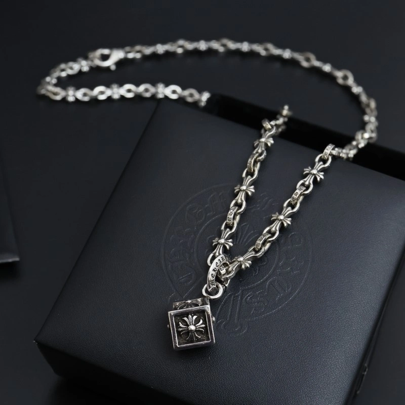 Sporty Chrome Hearts Necklaces 236725