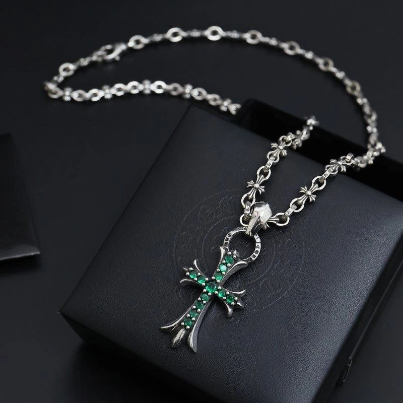 Effortless Chrome Hearts Necklaces 236660