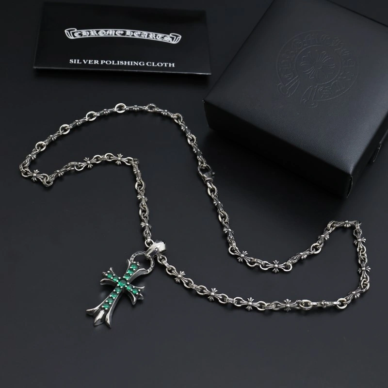 Effortless Chrome Hearts Necklaces 236660