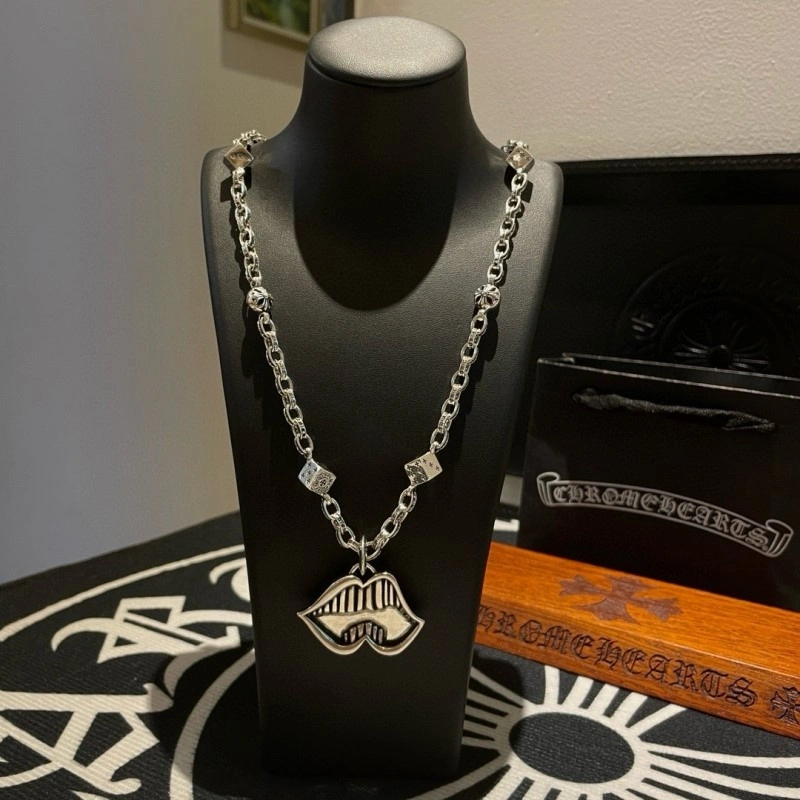 Contemporary Chrome Hearts Necklaces 236636