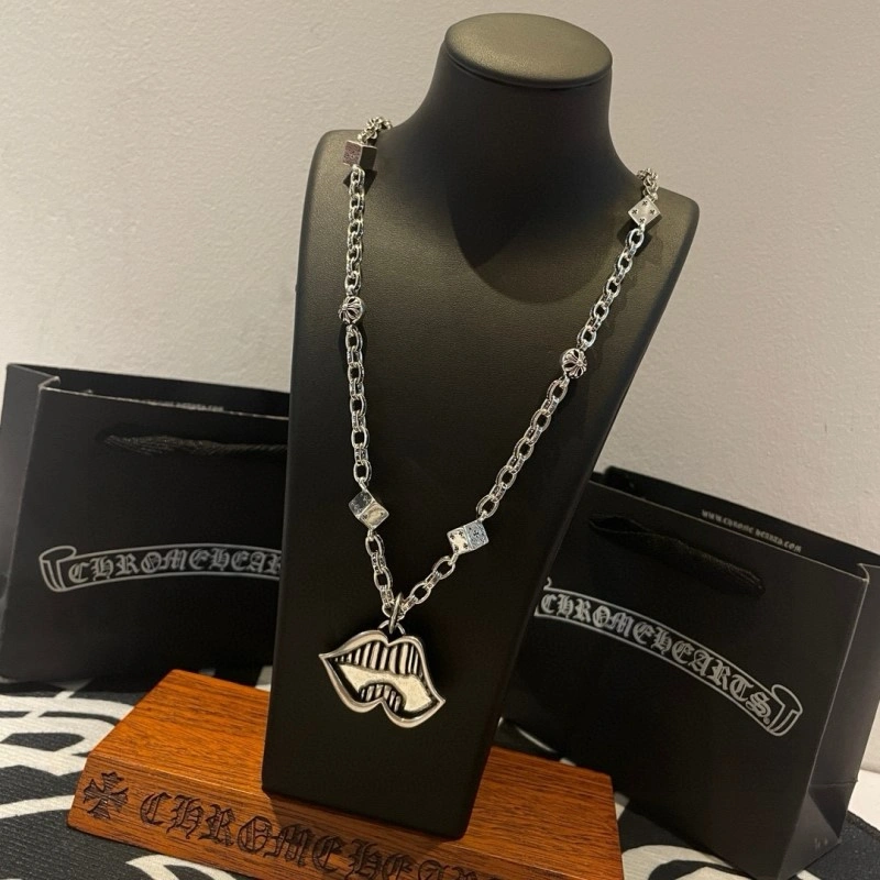 Contemporary Chrome Hearts Necklaces 236636