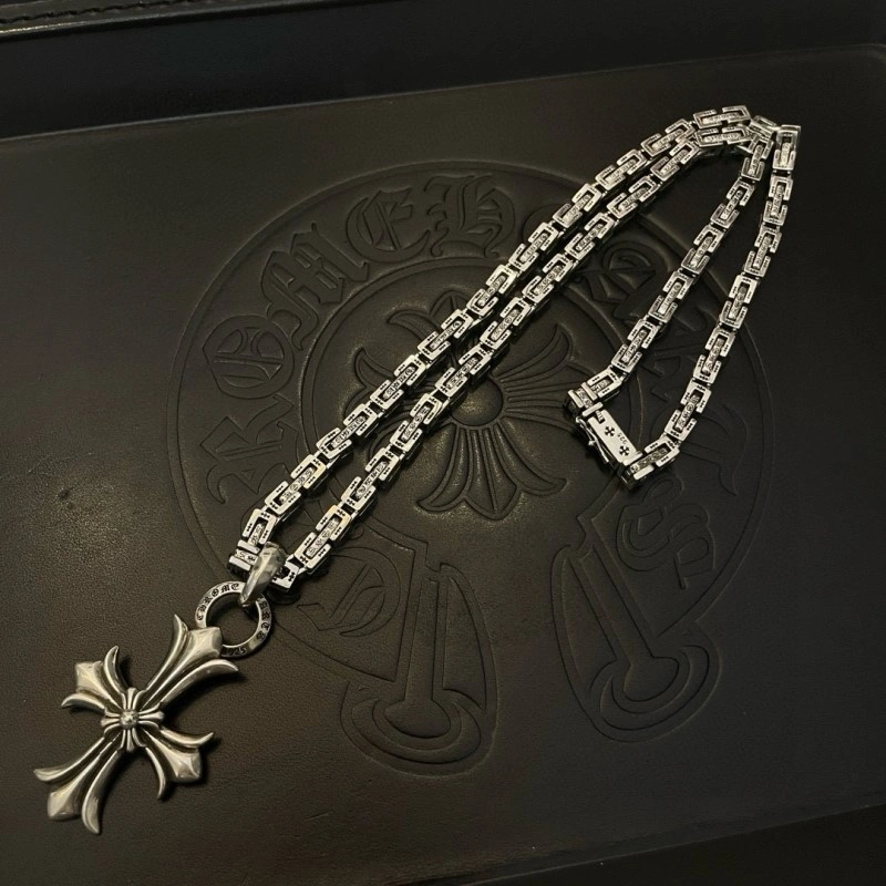 WellDesigned Chrome Hearts Necklaces 236631