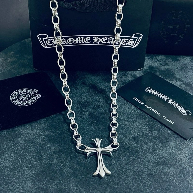 Flexible Chrome Hearts Necklaces 236637