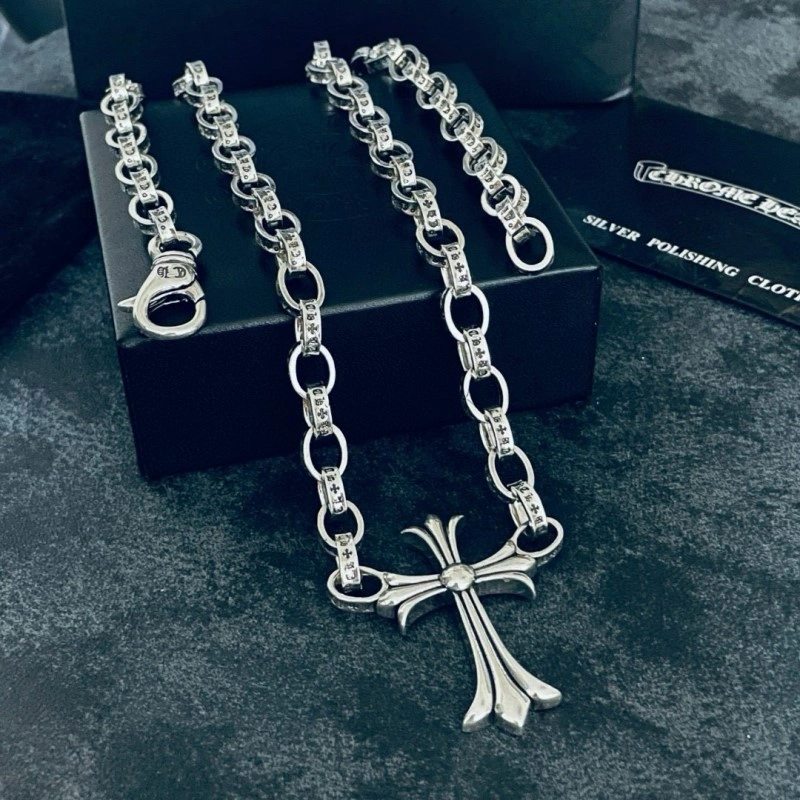 Flexible Chrome Hearts Necklaces 236637