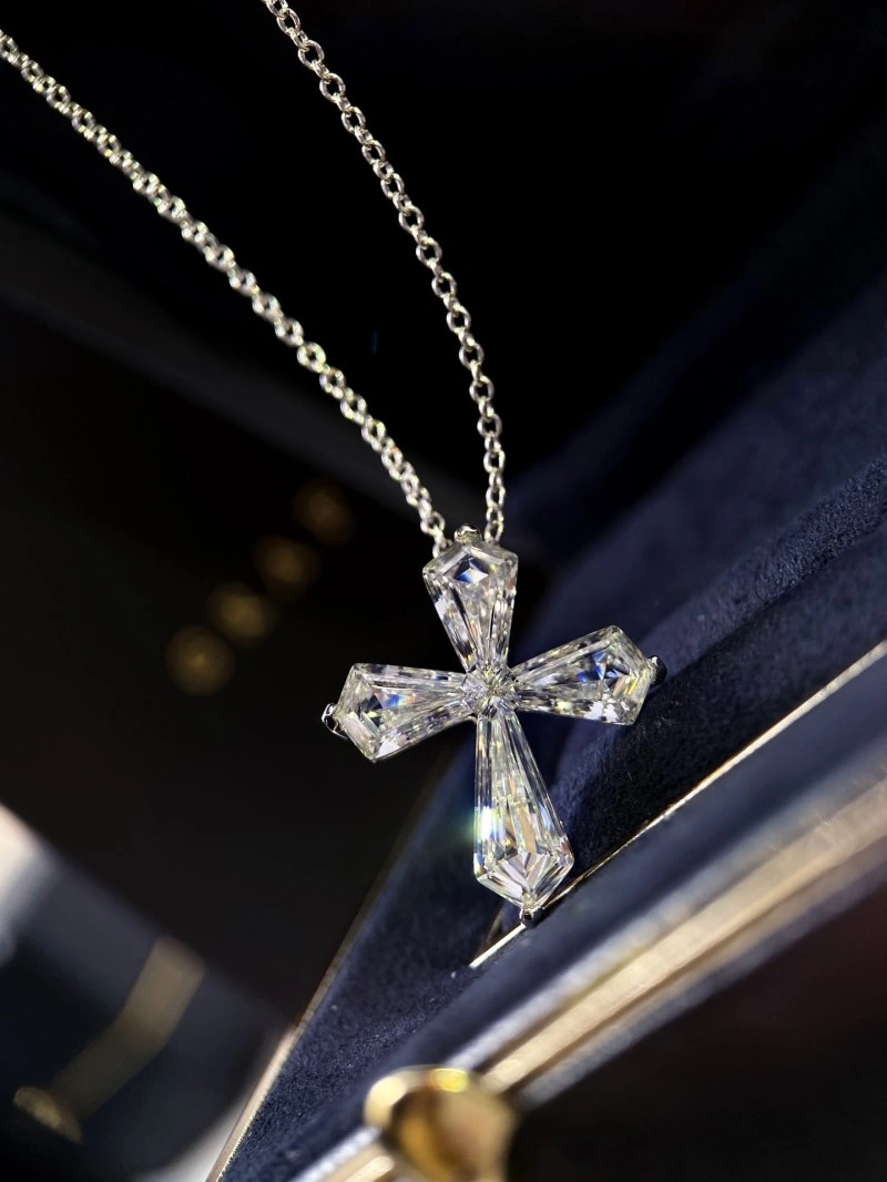 Sporty Chrome Hearts Necklaces 236642