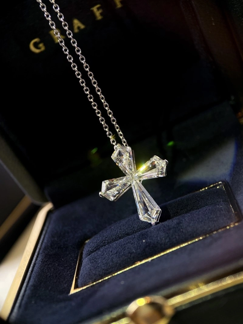 Sporty Chrome Hearts Necklaces 236642